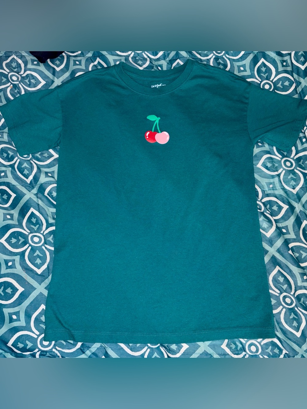 Cat & Jack girl’s T-shirt